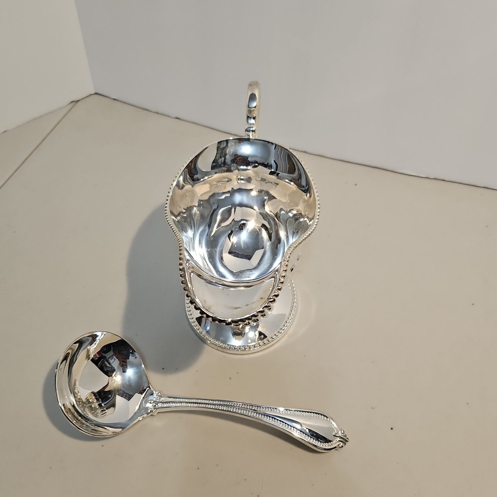 International Silver Co Silver Plated Gravy Boat W/ Ladle - Picture 3 of 11
